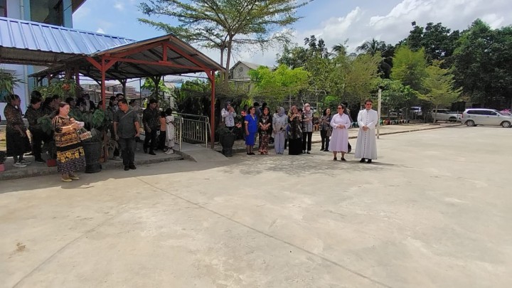 Mohon izin menyampaikan 31/7/2025 Kasi Kesra Kel. Jawa menghadiri  acara Peresmian Gedung Sekolah Katolik 1 Jln Wr. Supratman Samarinda