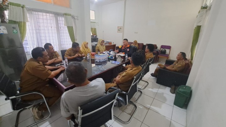 Mohon izin menyampaikan 29/7/2025 Lurah Jawa Se-Kecamatan Samarinda Ulu beserta Camat Samarinda Ulu Rapat Koordinasi HUT RI ke 80 Tingkat Kecamatan Samarinda Ulu  di Ruang Camar