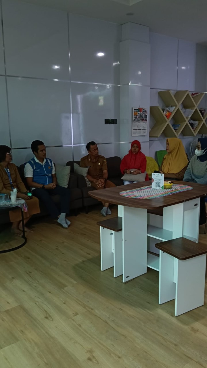 Mohon izin menyampaikan 11/8/2025 Pertemuan Gentong.. Gerakan orang' Tua atasi stunting  pijak Donator PLN, Fan Kecamatan Samarinda ulu di Koordinor kelurahan Jawa bersama TPK  Kelurahan jawa dan Penyuluha KB kelurahan Jawa dan Alhli Gizi Puskemas Pasundan