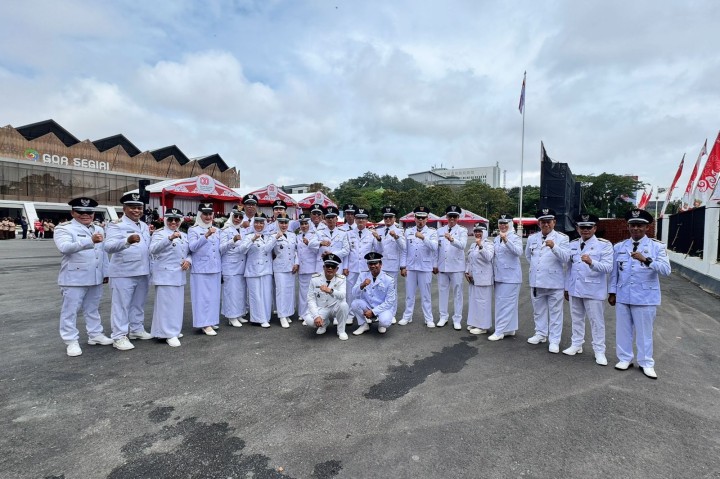 Mohon izin menyampaikan 17 /08/2025 Lurah Jawa menghadiri Kegiatan Peringatan HUT RI 1945 ke 80 Pemerintah Kota Samarinda