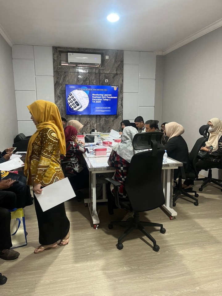 Mohon izin menyampaikan 21/8/2025 Bendahara Kelurahan Jawa menghadiri kegiatan Monitoring Laporan Realisasi DAU Pendanaan Kelurahan Tahap I Ta 2025 di BPKAD Kota Samarinda