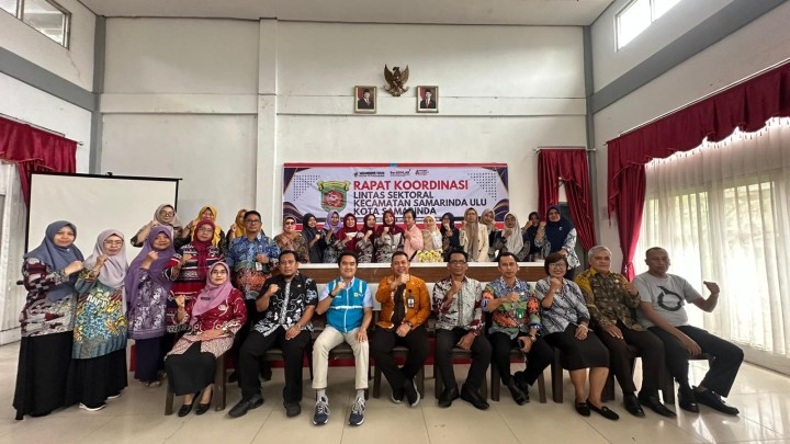 Mohon izin menyampaikan 21/8/2025 Rapat Koordinasi Gerakan percepatan Pencegahan Stunting/Genting/ PLN Kota Samarinda  Sebagai orang' Tua Asuh Dari Genting Untuk Kecamatan Samarinda ulu  di Hadiri  - Camat Samarinda dan jajaran  - Manajer PLN di Waktu Pak Zulkarnain  - Lurah Sekecamatan Samarinda ulu  - Ketua PKK kecamatan - Ketua PKK sekecamatan Samarinda ulu  - Penyuluh DPPKB Sekecamatan Samarinda ulu  - pimpus sekecamatan Samarinda ulu  - TPK sekecamatan Samarinda ulu
