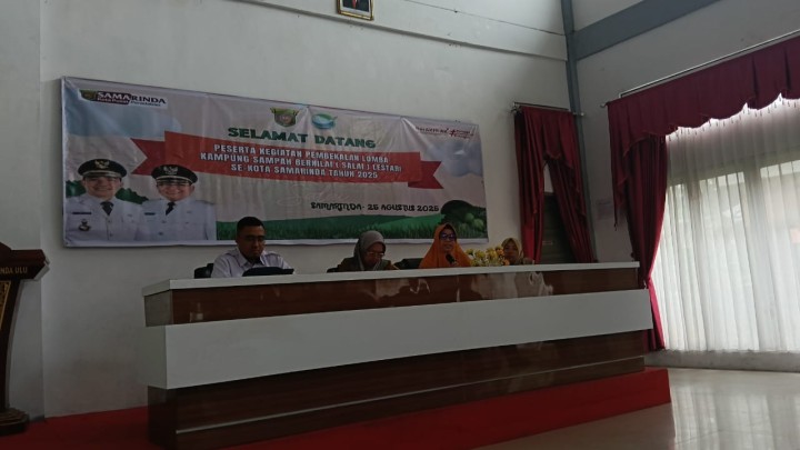 Mohon izin menyampaikan 25/8/2025 Lurah Jawa menghadiri Kegiatan Pembekalan Kampung Salai (Sampah Bernilai) sekota Samarinda di Aula Kecamatan Samarinda Ulu Kota Samarinda