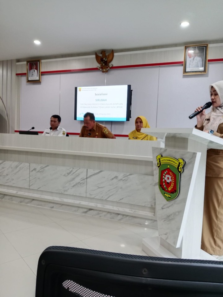 Mohon izin menyampaikan 26/8/2025 Staf Seksi Ekobang LH Mengikuti Sosialisasi Aplikasi Sirubah. Digitalisasi Proses Pengusulan Bantuan Perbaikan Rumah Tidak Layak Huni di Disperkim Kota Samarinda