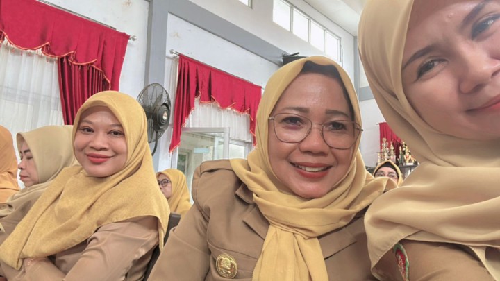 Mohon izin menyampaikan 26/8/2025 Pembinaan dan Rapat Koordinasi Kecamatan dan Kelurahan yang di hadiri KABAG TAPEM, KABAG ORGANISASI, KABID PEMERINTAHAN DAN PEMBANGUNAN MANUSIA BAPPERIDA, KABID BIDANG PEMBENDAHARAAN BPKAD, KABID PEMBERDAYAAN MASYARAKAT DINSOS, KABID PEMBINAAN APARATUR BKPSDM, PEJABAT STRUKTURAL KECAMATAN SAMARINDA ULU, PEJABAT STRUKTURAL KELURAHAN SE-KECAMATAN SAMARINDA ULU, BENDAHARA KECAMATAN DAN KELURAHAN SE-KECAMATAN SAMARINDA ULU