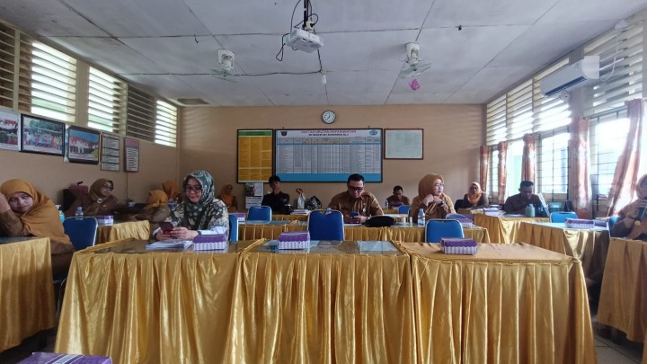 Mohon izin menyampaikan 8/9/2025 Penilaian Tingkat UKS Tingkat Kota Samarinda, Kelurahan Jawa menghadir Lurah dan Kasi Kesra dalam Evaluasi penilaian di SDN 001 Kelurahan Jawa Kecamatan Samarinda Ulu