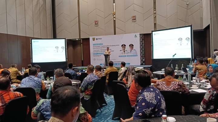 Mohon izin menyampaikan 15/9/2025 Lurah Jawa menghadiri Pembukaan Pelatihan Goverment Transformation Academy (GTA) "Penerapan Teknologi Artifical Technology (AI) di Kota Samarinda di Ruang Crystal 2 Hotel Mercure Samarinda