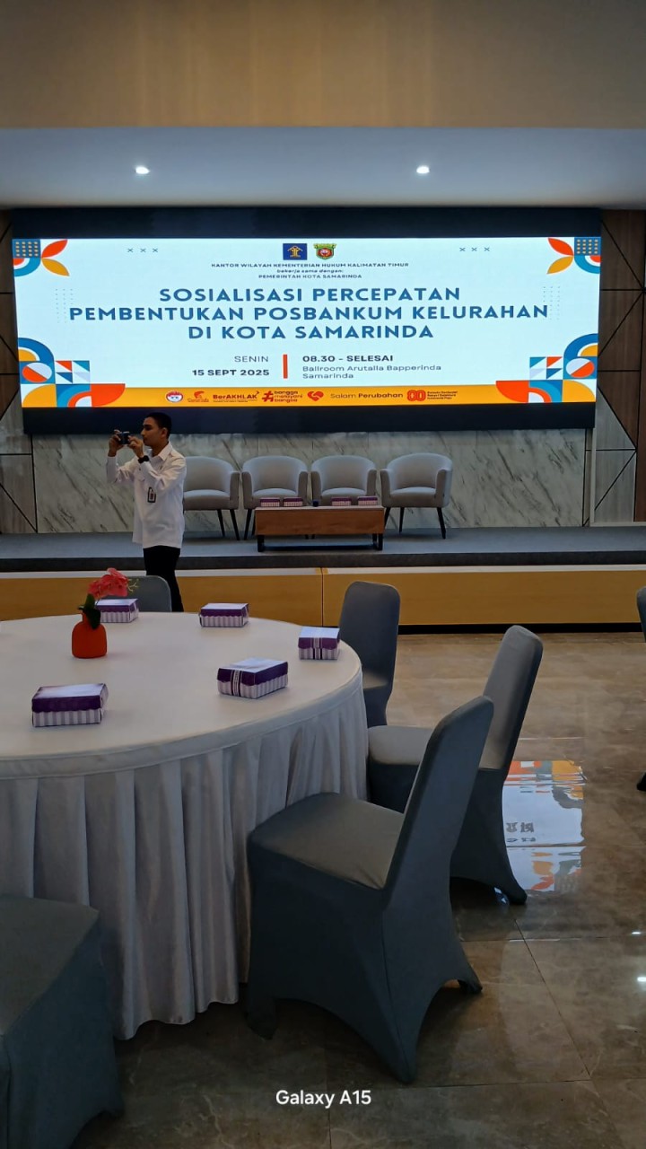 Mohon izin menyampaikan 15/9/2025 Sekretaris Lurah menghadiri Kegiatan Sosialisasi Percepatan Pembentukan Posbankum Kelurahan Kota Samarinda di Ruang Rapat Ballroom Arutala Lt. IV BAPPERIDA Kota Samarinda