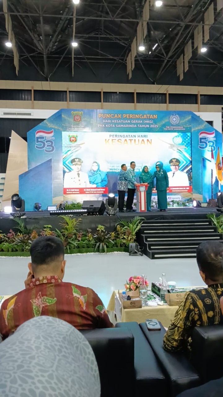 Mohon izin menyampaikan 20/9/2025 Lurah Jawa dan Kasi Kesra menghadiri acara HKG PKK Kota Samarinda ke 53 Dan sekaligus Launching Daster (Dasawisma terintergrasi) Oleh Bapak Walikota Samarinda di Gor Segiri Samarinda