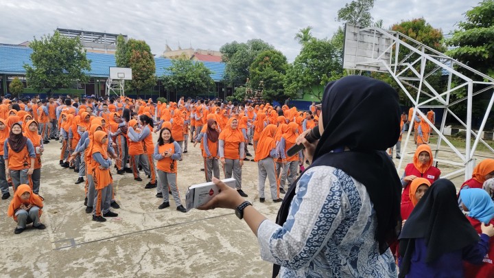 PENYULUHAN KESEHATAN DI SMP NEGERI 03