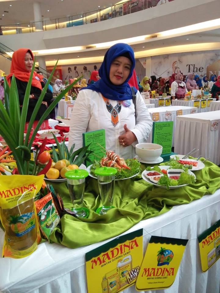 03 November 2018 ... Lomba Kreasi Bakso di Acara Festival Mahakam Tahun 2018 BIG Mall Kota Samarinda yang diikuti oleh Kader TP. PKK Kel. Karang Anyar