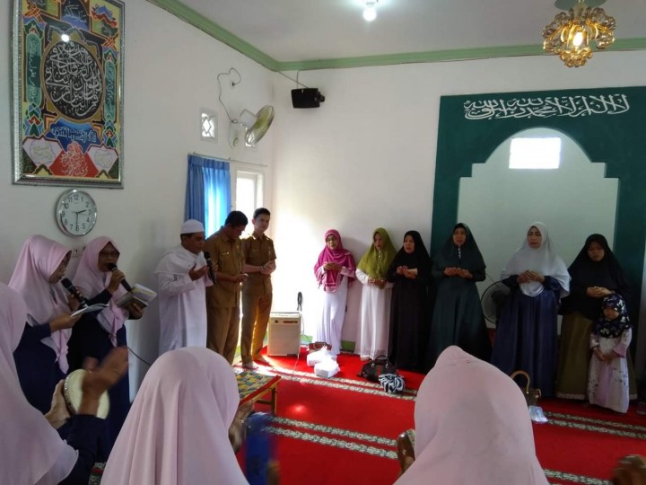 Peringatan Maulid Nabi Besar Muhammad SAW di Mushola Ar Ridho yang diselenggarakan oleh Majelis As-Syifa Kel. Karang Anyar, 03 -12-2018