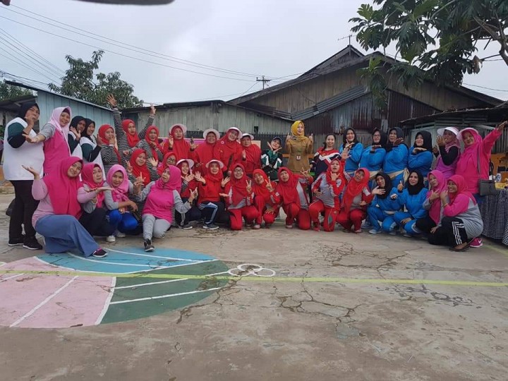 Lomba Senam Maumere Tk.Karang Anyar dalam Rangka Hari Ibu tahun 2018, 18-12-2018
