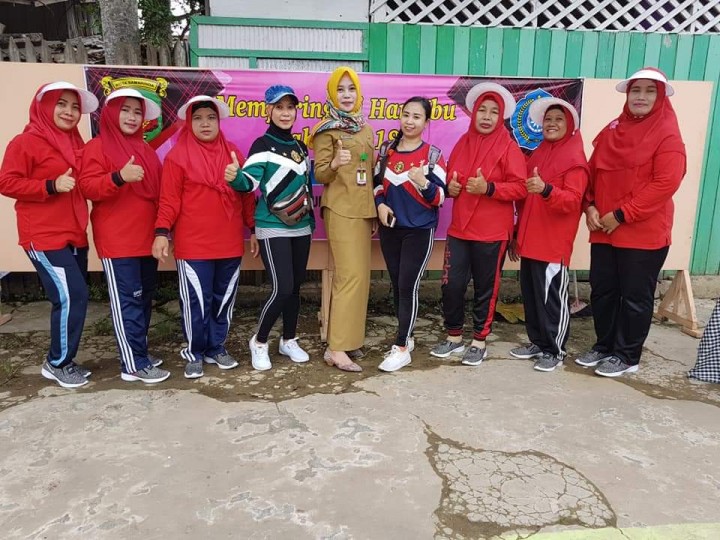 Lomba Senam Maumere Tk.Karang Anyar dalam Rangka Hari Ibu tahun 2018, 18-12-2018