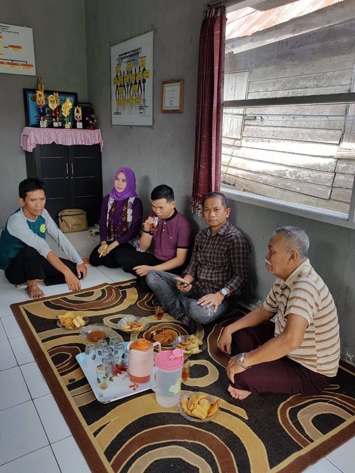 01 Maret 2019, Seklur Bpk. Samsaimun R,SE beserta Kasi Kesra, Kasi Ekobang dan LH & staf Kel. Karang Anyar Ke Posyandu Cempaka Kuning dalam rangka meninjau pembinaan Posyandu Cempaka Kuning oleh pihak Puskesmas Wonorejo