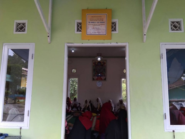 01-04-2019, Kegiatan peringatan Isra Miraj Nabi Muhammad SAW yang dilaksanakan oleh Majelis Asyifa Kel. Karang Anyar di Mushola Ar-ridho Kantor Kelurahan Karang Anyar