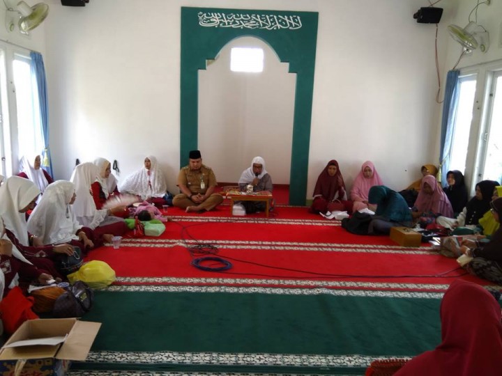 01-04-2019, Kegiatan peringatan Isra Miraj Nabi Muhammad SAW yang dilaksanakan oleh Majelis Asyifa Kel. Karang Anyar di Mushola Ar-ridho Kantor Kelurahan Karang Anyar