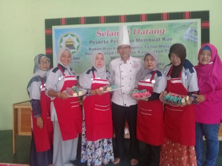 08 Juli 2019 ...  Pelatihan pembuatan kue yang diselenggarakan oleh  DMI Majelis Islamic Center bekerjasama dengan BLK Provinsi Kaltim bagi masyarakat di Kel. Karang Anyar