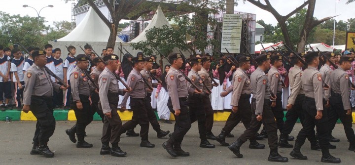 08 Agustus 2019 ... Acara penutupan kegiatan Tentara Manunggal Membangun Desa (TMMD) oleh Panglima TNI Marsekal Hadi Tjahjanto,S.IP yang dilaksanakan di Jl. Rapak Indah 2