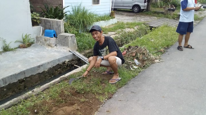 Acara Kerja Bakti di Lingkungan RT.04,05,06 Kel.karang Anyar yg dihadiri Kasie Pemerintahan dan Kasie Kesra pada Minggu, 25 Agustus 2019