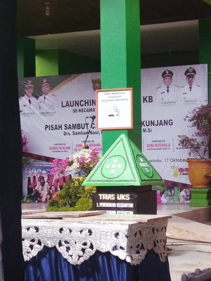 17 Oktober 2019 ... Launching Kampung KB Se-Kecamatan Sungai Kunjang oleh Walikota Samarinda Bpk. H. Syaharie Jaang,S.H.,M.Si di Kantor Kec. Sungai Kunjang yang dihadiri oleh Lurah Pt Lurah Kel. Karang Anyar Bpk. Samsaimun R, SE