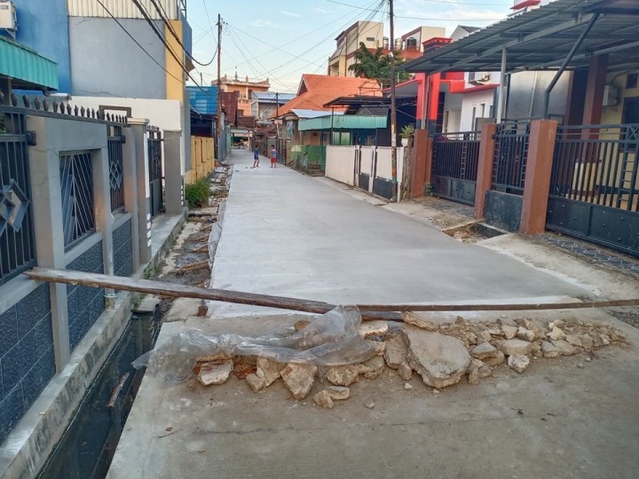 13 November 2019 ... Peninjauan Lurah Karang Anyar Bpk. Mochammad Erlan, SE pada Pengerjaan Proyek Drainase di Kel. Karang Anyar