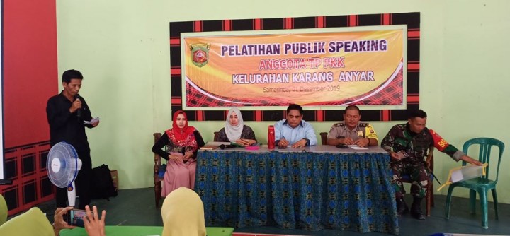 01 Desember 2019  Pelatihan Public Speaking Anggota Tp.PKK Kel. Karang Anyar di Kel. Karang Anyar ( Dana Kelurahan Karang Anyar TA 2019 )