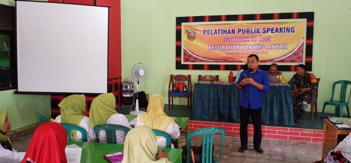 01 Desember 2019  Pelatihan Public Speaking Anggota Tp.PKK Kel. Karang Anyar di Kel. Karang Anyar ( Dana Kelurahan Karang Anyar TA 2019 )