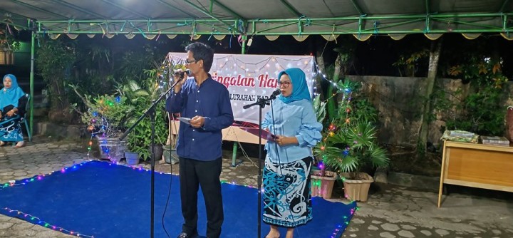 13 Desember 2019 ... Penutupan rangkaian acara kegiatan lomba dalam rangka kegiatan peringatan hari ibu Kel. Karang Anyar tahun 2019
