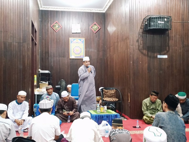 06 Maret 2020 ... Kunjungan Lurah Karang Anyar pada acara Isra Miraj di langgar Al Hoesni Jl. Kelapa Gading RT 15 Kel. Karang Anyar
