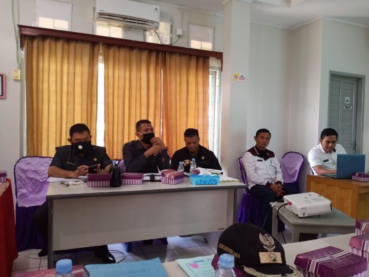 10 Juni 2020 .... Silaturahmi & Rakor bersama antara perangkat Kecamatan dan kelurahan bersama anggota DPRD Kota Samarinda periode 2019-2024 yang terpilih dari Daerah Pemilihan Kec. Sungai Kunjang