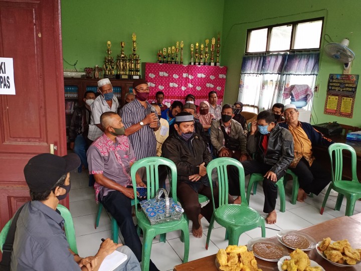 23 Juli 2020 ... Rapat Koordinasi Ketua RT Kelurahan Karang Anyar