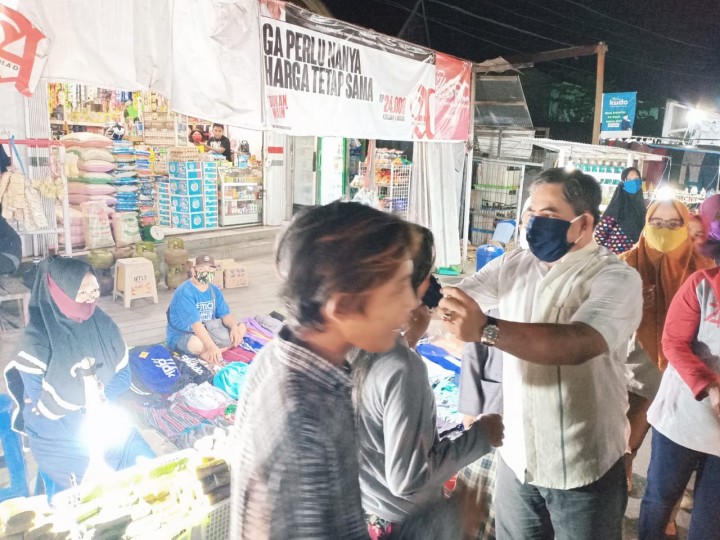 23 September 2020, Pembagian Masker gratis di Pasar Malam Banggeris