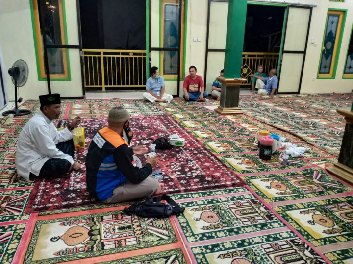 Sabtu, 13 Maret 2021, memonitor kegiatan pemilihan Ketua RT.011 bersama jajaran kelurahan karang anyar