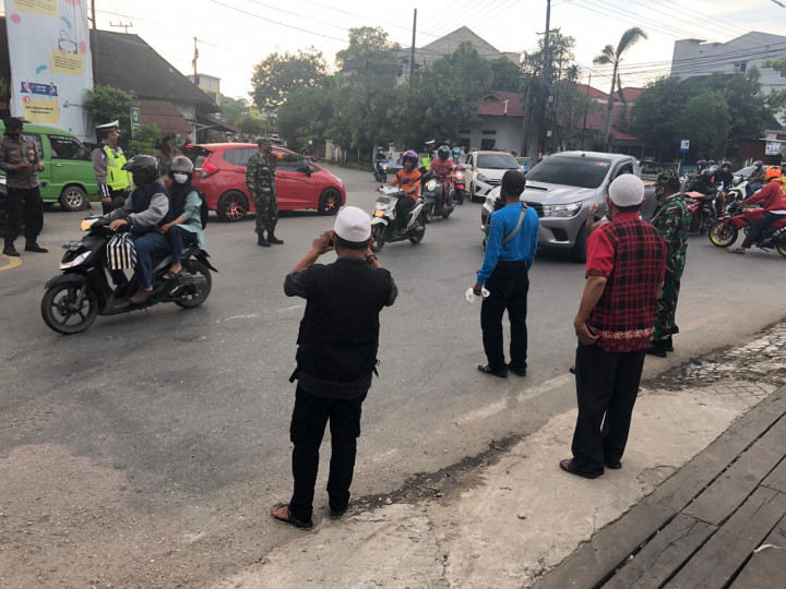 Samarinda, 18 April 2021 Operasi Yustisi Sosialisasi Perwali Samarinda No.13 Tahun 2021.