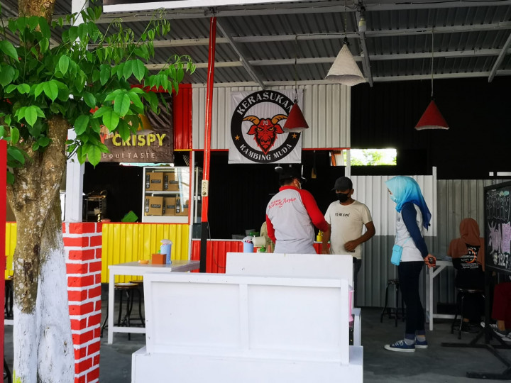 Senin, 12 Juli 2021 kegiatan himbauan kepada para PKL terkait pelarangan Pasar Malam selama masa PPKM Mikro di Kota Samarinda