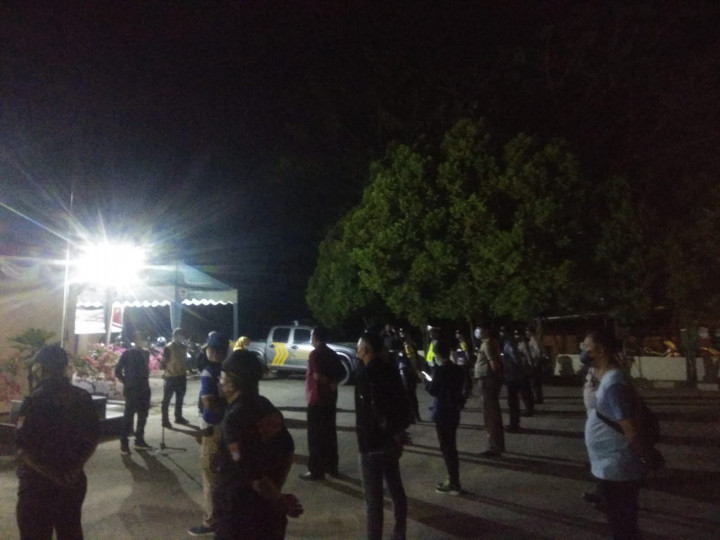 Giat Sabtu, 31 Juli 2021 bersama Satgas Covid-19 Sungai Kunjang melakukan penertiban PPKM di wilayah Sungai Kunjang