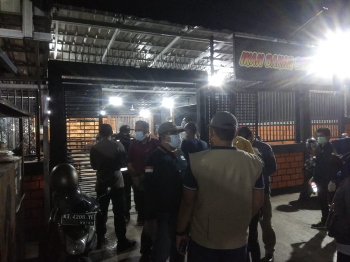 Giat Sabtu, 31 Juli 2021 bersama Satgas Covid-19 Sungai Kunjang melakukan penertiban PPKM di wilayah Sungai Kunjang