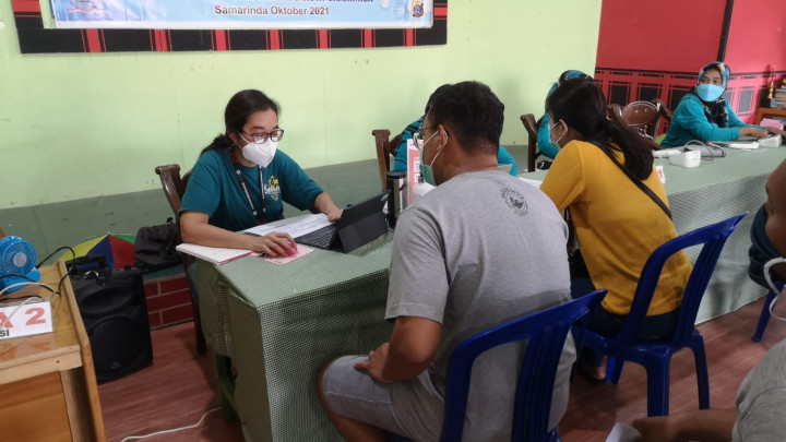 Kegiatan Vaksinasi massal Kelurahan Karang Anyar, 18-10-2021