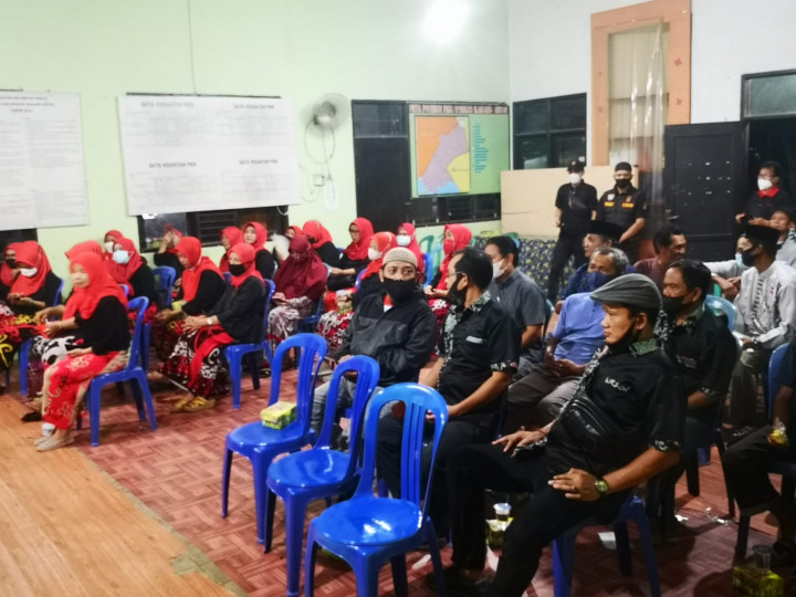 Selasa, 02 Movember 2021 : Rapat & Koordinasi bersama Ketua RT, PKK dan FKPM Karang Anyar