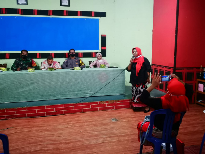 Selasa, 02 Movember 2021 : Rapat & Koordinasi bersama Ketua RT, PKK dan FKPM Karang Anyar