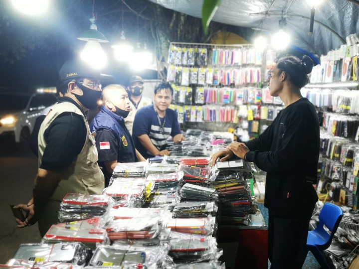 Sabtu, 27 November 2021, Giat himbauan para PKL di Jalan Cendana (belakang ISLAMIC CENTER)
