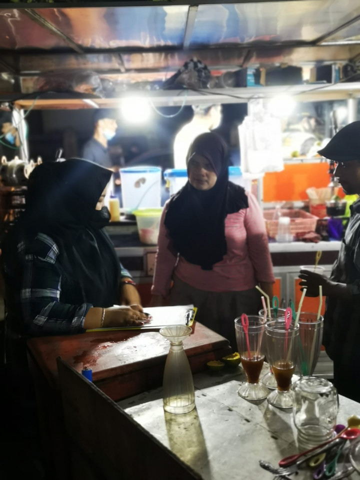 Sabtu, 27 November 2021, Giat himbauan para PKL di Jalan Cendana (belakang ISLAMIC CENTER)