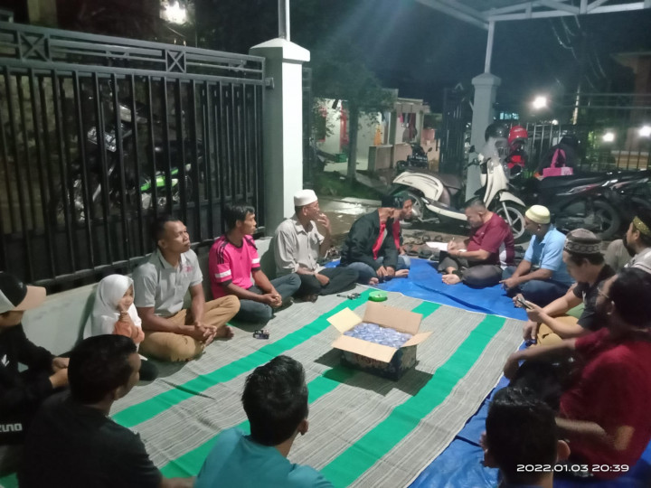 Senin, 03 Januari 2022, menghadiri kegiatan pemilihan Ketua RT.038 di Jalan Kelapa Gading