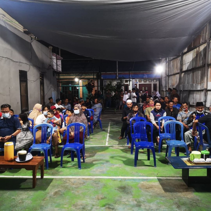 07 Januari 2022, Menghadiri dan mengawasi kegiatan  pemilihan Ketua RT. 08 di Jalan Cendana Gang 08.
