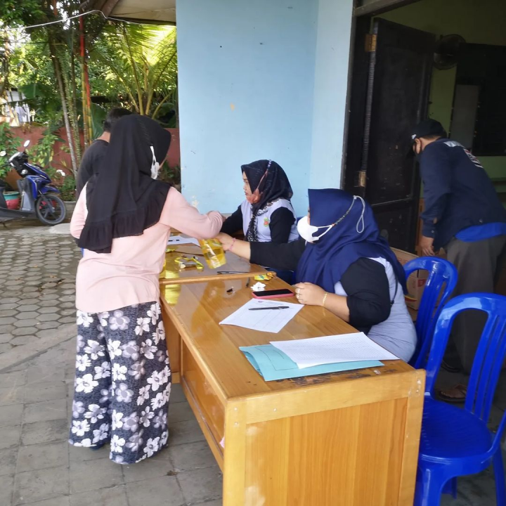 Rabu, 26 Januari 2022 Pelaksanaan Operasi Pasar Minyak Goreng Murah