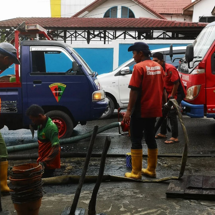 Minggu 6 Februari 2022, Giat Kerja Bakti Di Jl. Tengkawang Rt. 15
