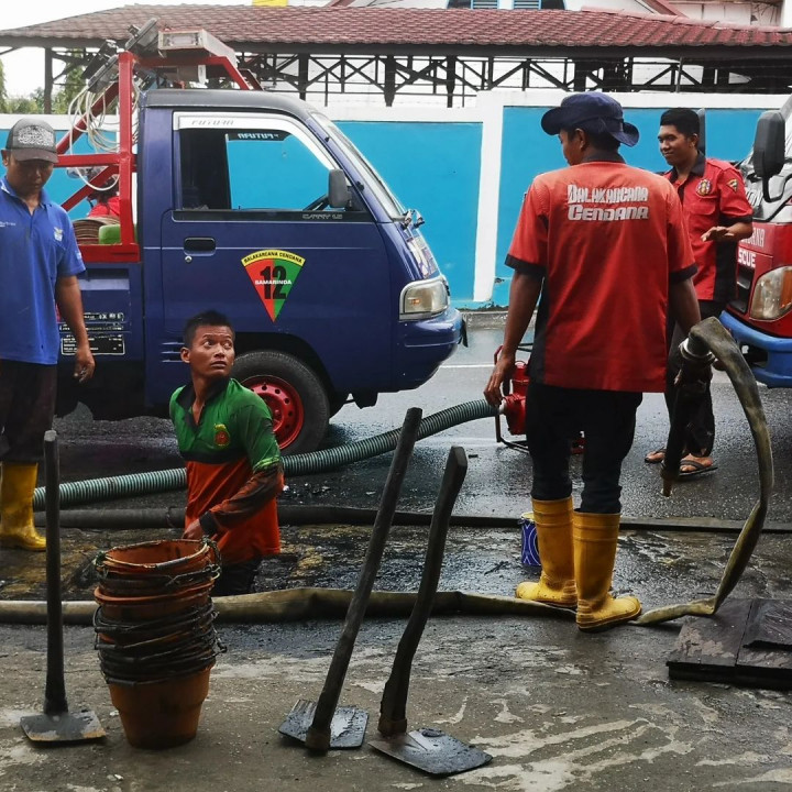 Minggu 6 Februari 2022, Giat Kerja Bakti Di Jl. Tengkawang Rt. 15
