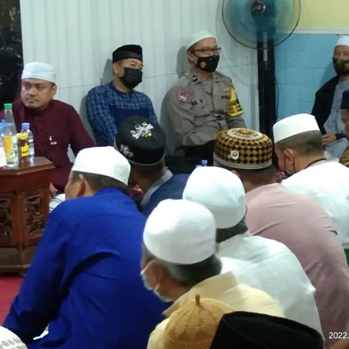 13 Februari, menghadiri kegiatan peringatan Isra Mi'raj di Langgar Cahaya Hati Jl. Rimba RT. 014