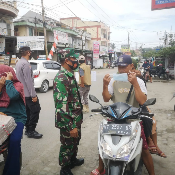 14 Februari 2022, kegiatan Operasi Yustisi Masker di Jalan Ulin
